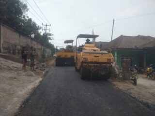 Jalan Pasir Peuteuy--Kaduengang Pandeglang Dihotmix, Kades: Perekonomian bisa Meningkat