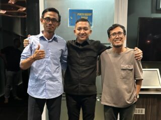 Jurnal: Tampang Galak Itu Bikin Orang Senyum