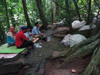 Jurnal: Kejadian Aneh di Makam Keramat Gunung Anten, Petilasan Para Pejuang Kemerdekaan