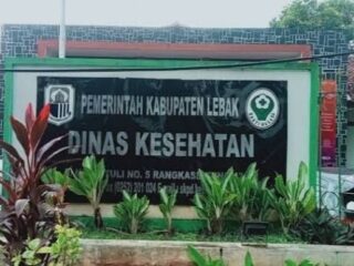 Jabatan Plt Kepala Dinkes Lebak, Budi Digantikan Endang