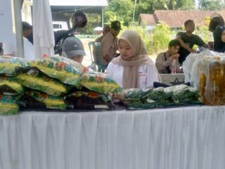 Gerai Pangan Murah di Desa Kolelet: Sejam Ludes Dibeli Warga