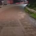 Viral, Pemotor Terguling di Simpang Exsit Tol Rangkasbitung, Warga: Akibat Galian