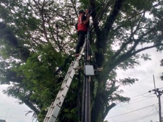 Tiang Internet PT. MyRepublic di Lebak Tegak Tanpa Izin