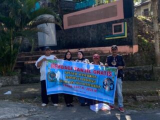 Gandeng Komunitas, PT. SBJ Bagikan Takjil 