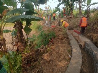 Pakai Pasir Halus, Kualitas Irigasi P3A Karya Naga di Cihara Tak Kalah Bagus 